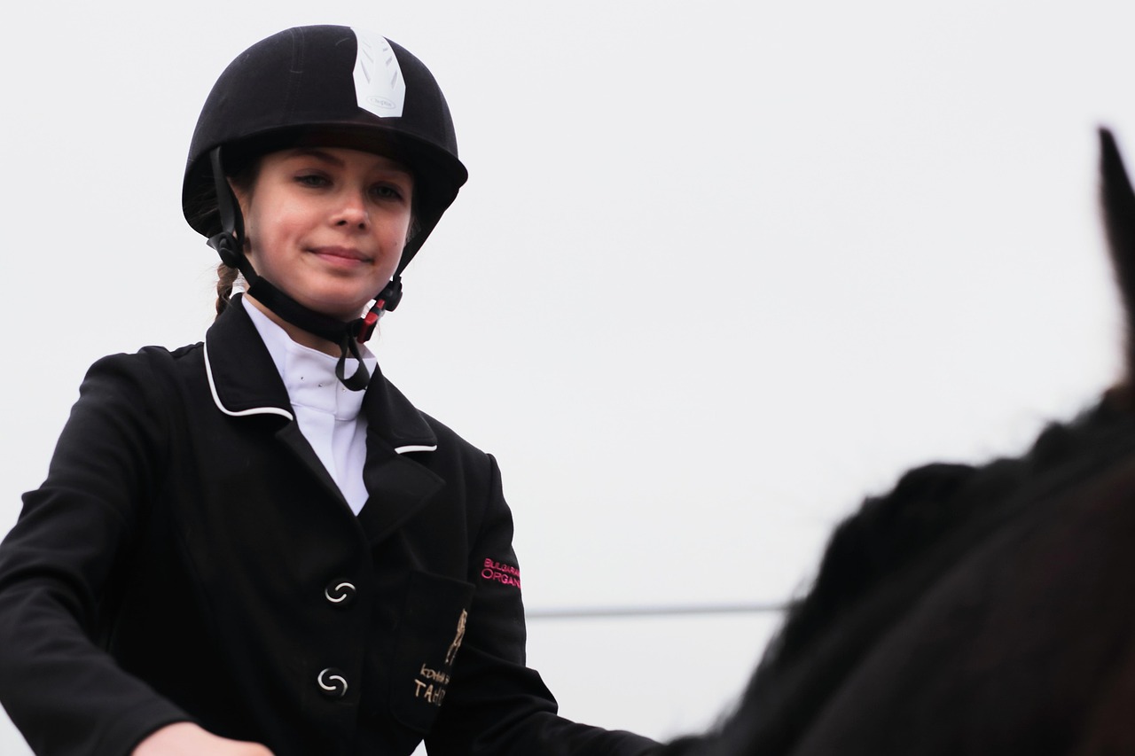 cand se deschide divertiland 2026