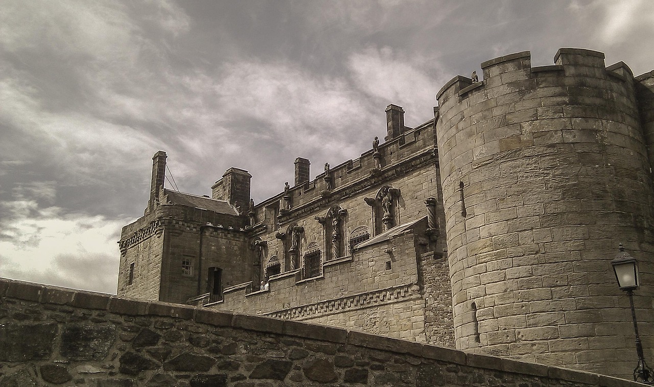 castelul martinuzzi